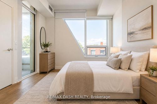 310-151 Avenue Rd, Toronto, ON, M5R0B8 | Card Image