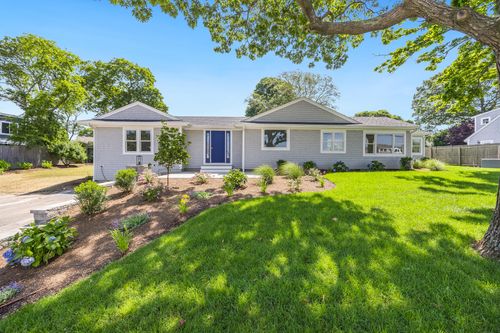 50 Falmouth Heights Rd, Falmouth, MA, 02540-3544 | Card Image