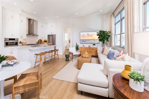 126 Sunnyside, Irvine, CA, 92618-3546 | Card Image