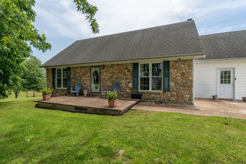 103 Daniel Cir, Collinwood, TN, 38450-4735 | Card Image