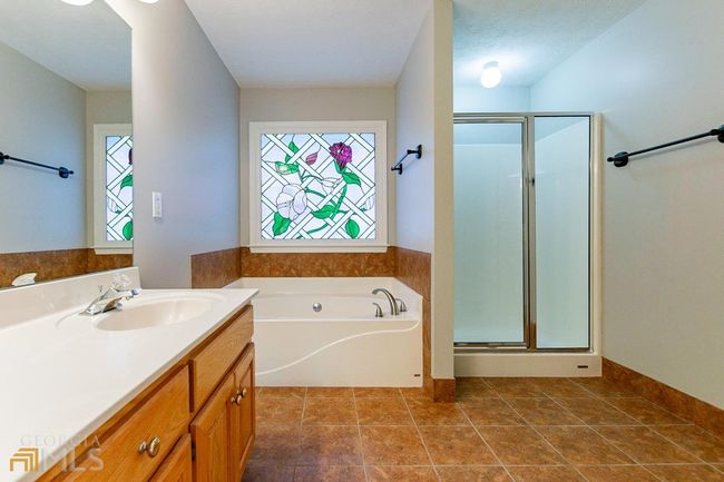 3650 Burnt Hickory Dr, House other with 4 bedrooms, 3 bathrooms and 2 parking in Dacula GA | Image 6