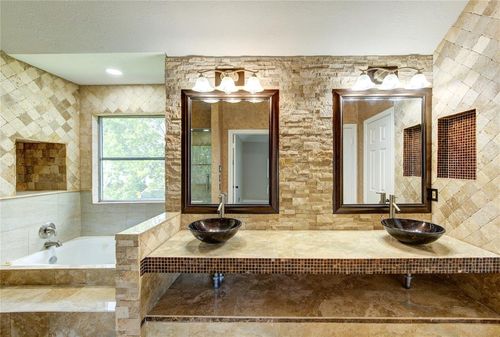 13727 Sablegarden Ln, Houston, TX, 77014-2035 | Card Image