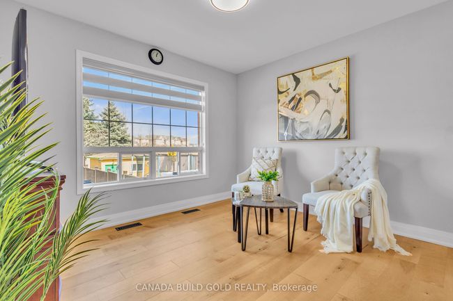 53 Bottomwood St, House attached with 3 bedrooms, 3 bathrooms and 3 parking in Brampton ON | Image 12