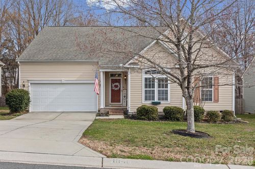 1041 Pepperwood Pl, Lake Wylie, SC, 29710-8832 | Card Image