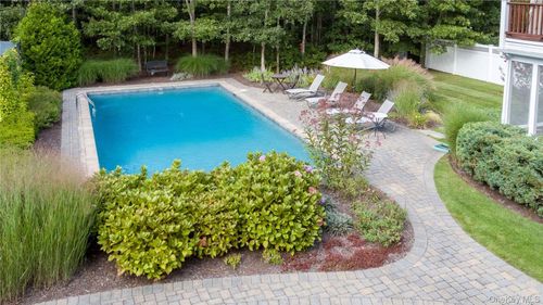 37 Arbuths Rd, Quogue, NY, 11959-4213 | Card Image