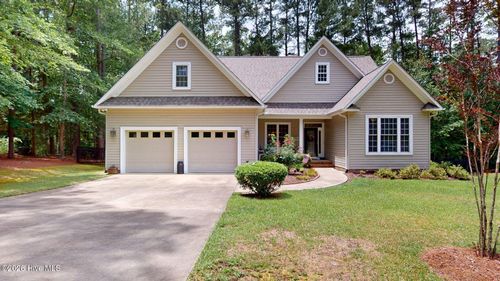 30140 Sandstone Ln, Wagram, NC, 28396-9467 | Card Image