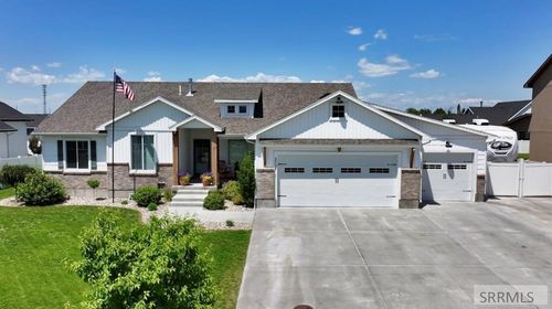2737 Pinfire Crk, Ammon, ID, 83406-1235 | Card Image