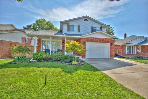 57 Keefer Rd, Thorold, ON, L2V4W5 | Card Image
