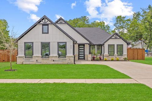 402 S Humphrey Ave, Kerens, TX, 75144-3414 | Card Image