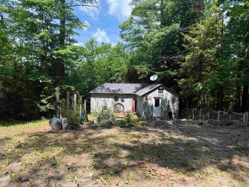 484 Cooledge Rd, Hillsborough, NH, 03244-4312 | Card Image