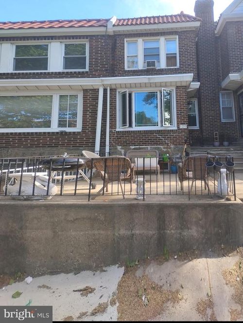 120 W Godfrey Ave, PHILADELPHIA, PA, 19120-1503 | Card Image