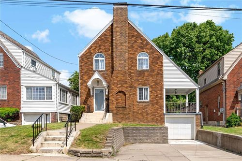 3940 Dalewood St, Brentwood, PA, 15227-3424 | Card Image