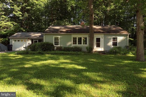 1935 Park Forest Avenue, State College, PA, 16803 | Card Image