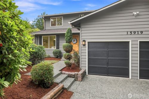 15919 82nd Pl Ne, Kenmore, WA, 98028-4411 | Card Image