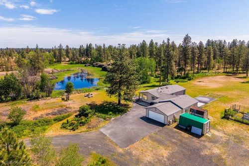 21517 W Cameron Rd, Cheney, WA, 99004-8836 | Card Image