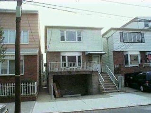 1-36 9th St, Bayonne, NJ, 07002-2504 | Card Image