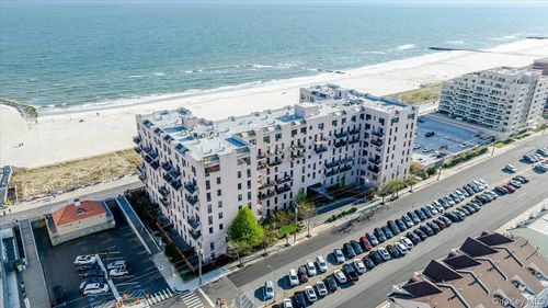 apt-4f-100 W Broadway, Long Beach, NY, 11561-4013 | Card Image