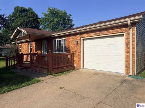 2879 Colonial Dr, Radcliff, KY, 40160-9019 | Card Image