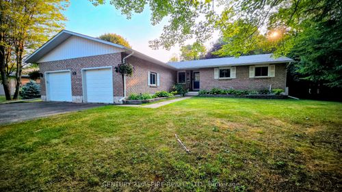 21 Heritage Dr, Petawawa, ON, K8H3K9 | Card Image