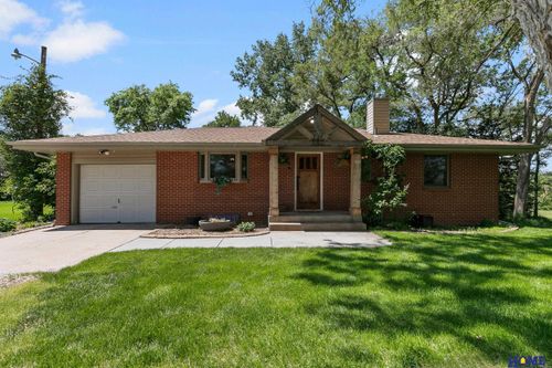 10901 A St, Lincoln, NE, 68520-9404 | Card Image