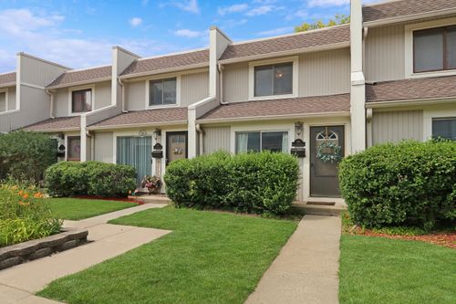 539 Quail Creek Dr, Grayslake, IL, 60030-1344 | Card Image