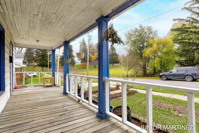 6-web-or-mls-303 E Pine St, Bloomingdale | Image 5