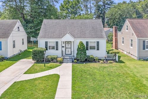 221 Wright Ave, Colonial Heights, VA, 23834-3251 | Card Image