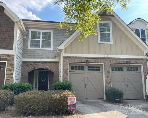 8449 Loxton Cir, Charlotte, NC, 28214-9029 | Card Image