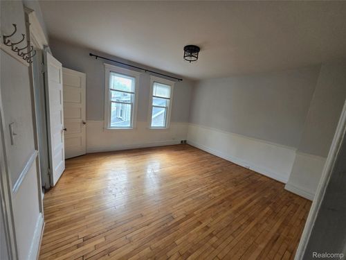 223 E Oakridge Street #1, Ferndale, MI, 48220 | Card Image