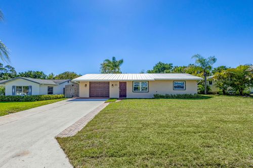 8714 Se Jardin St, Hobe Sound, FL, 33455-4325 | Card Image