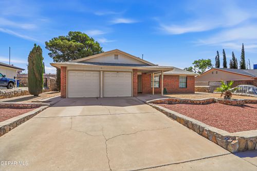 1668 Robert Wynn St, El Paso, TX, 79936-4717 | Card Image