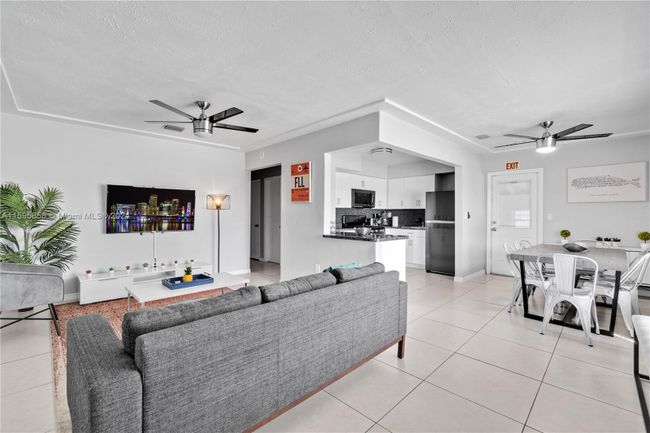 1510 N 73rd Way, House other with 4 bedrooms, 2 bathrooms and null parking in Hollywood FL | Image 5