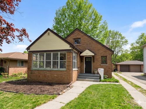 3422 Fremont St, Rockford, IL, 61103-2005 | Card Image