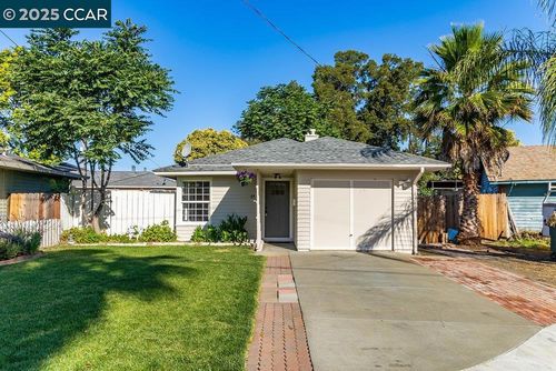65 Locust Dr, Pittsburg, CA, 94565-2639 | Card Image