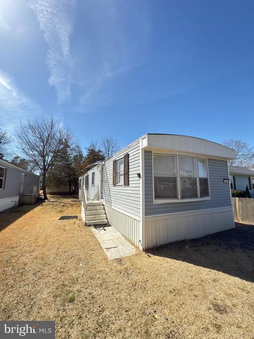 44 2nd St, Manchester, NJ, 08759-5640 | Card Image