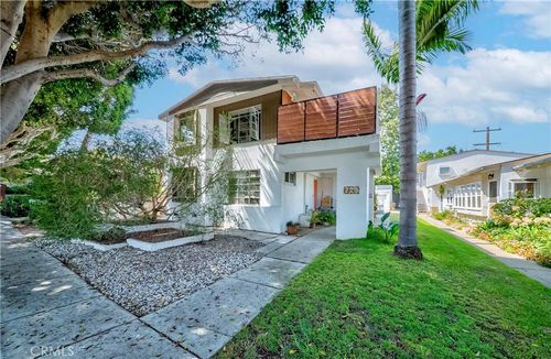 729 Cedar St, Santa Monica, CA, 90405-3838 | Card Image
