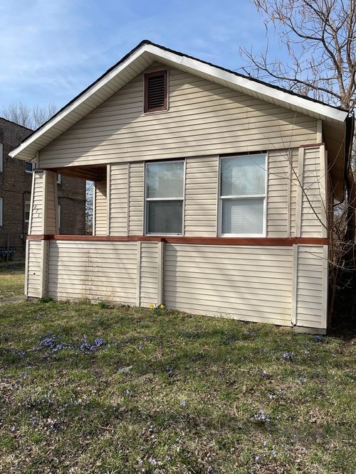 271 E 148th St, Harvey, IL, 60426-1906 | Card Image