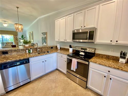 2722-9532 Avellino Way, NAPLES, FL, 34113-8252 | Card Image