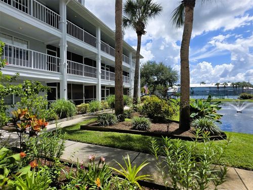 520-2210 Vista Del Sol Condo, LUTZ, FL, 33558 | Card Image