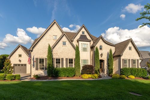 238 Bishops Gate Dr, Franklin, TN, 37064-3716 | Card Image