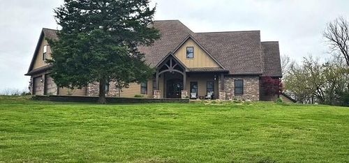 2121 E Nashville Church Rd, Ashland, MO, 65010-9069 | Card Image