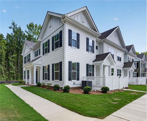 7-4993 Boone Road, Chesapeake, VA, 23321 | Card Image