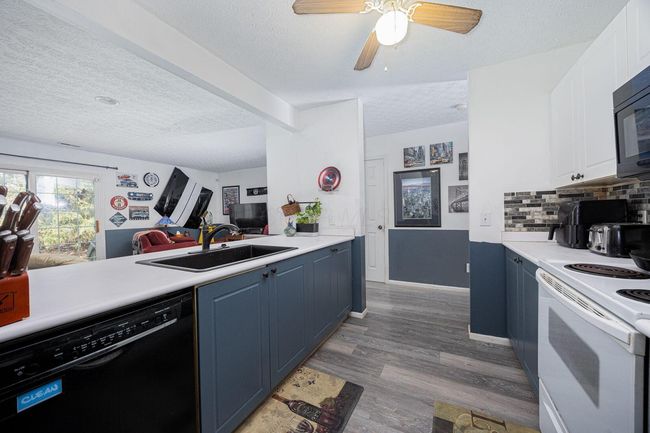 19B - 4859 Brice Pond Dr, Condo with 3 bedrooms, 2 bathrooms and null parking in Canal Winchester OH | Image 7
