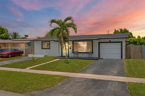 2485 Nw 84th Way, Sunrise, FL, 33322-3335 | Card Image
