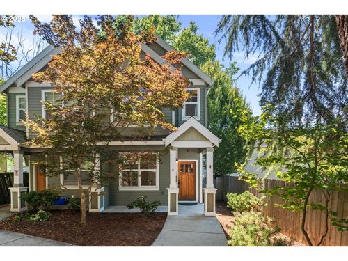 14 Ne Stanton St, Portland, OR, 97212-3057 | Card Image