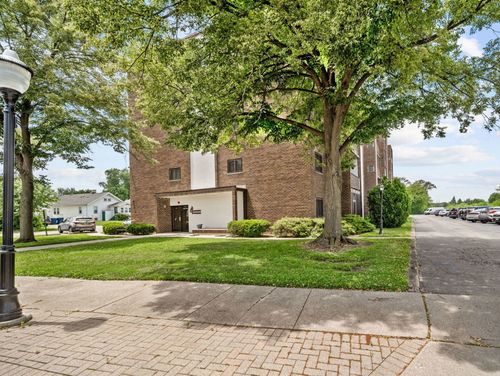 106-4 Mason Street, Bensenville, IL, 60106 | Card Image