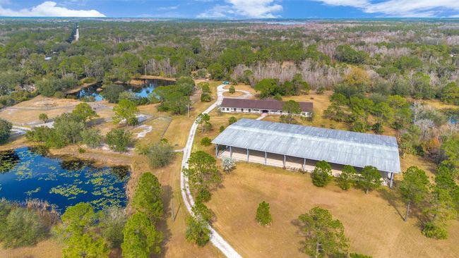 2140 W State Road 46, House other with 1 bedrooms, 2 bathrooms and null parking in GENEVA FL | Image 56