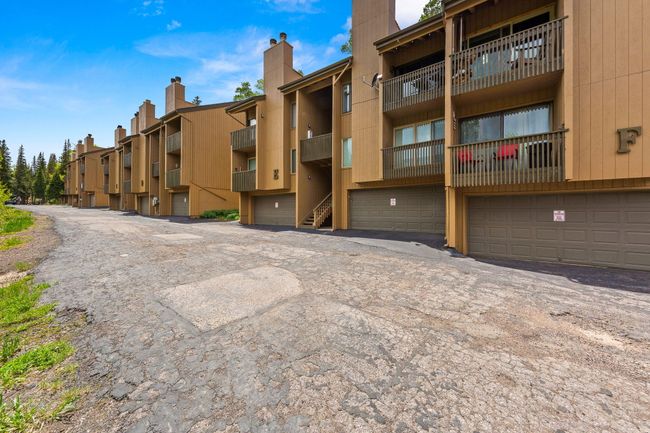 Outside View | Image 22
