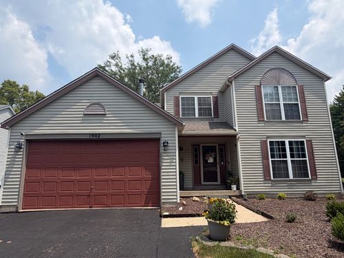 1902 Chestnut Grove Dr, Plainfield, IL, 60586-6270 | Card Image