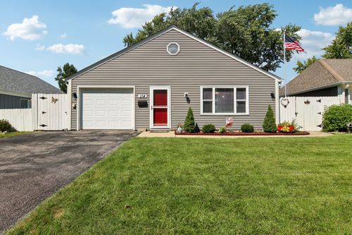 114 Heathgate Rd, Montgomery, IL, 60538-2147 | Card Image